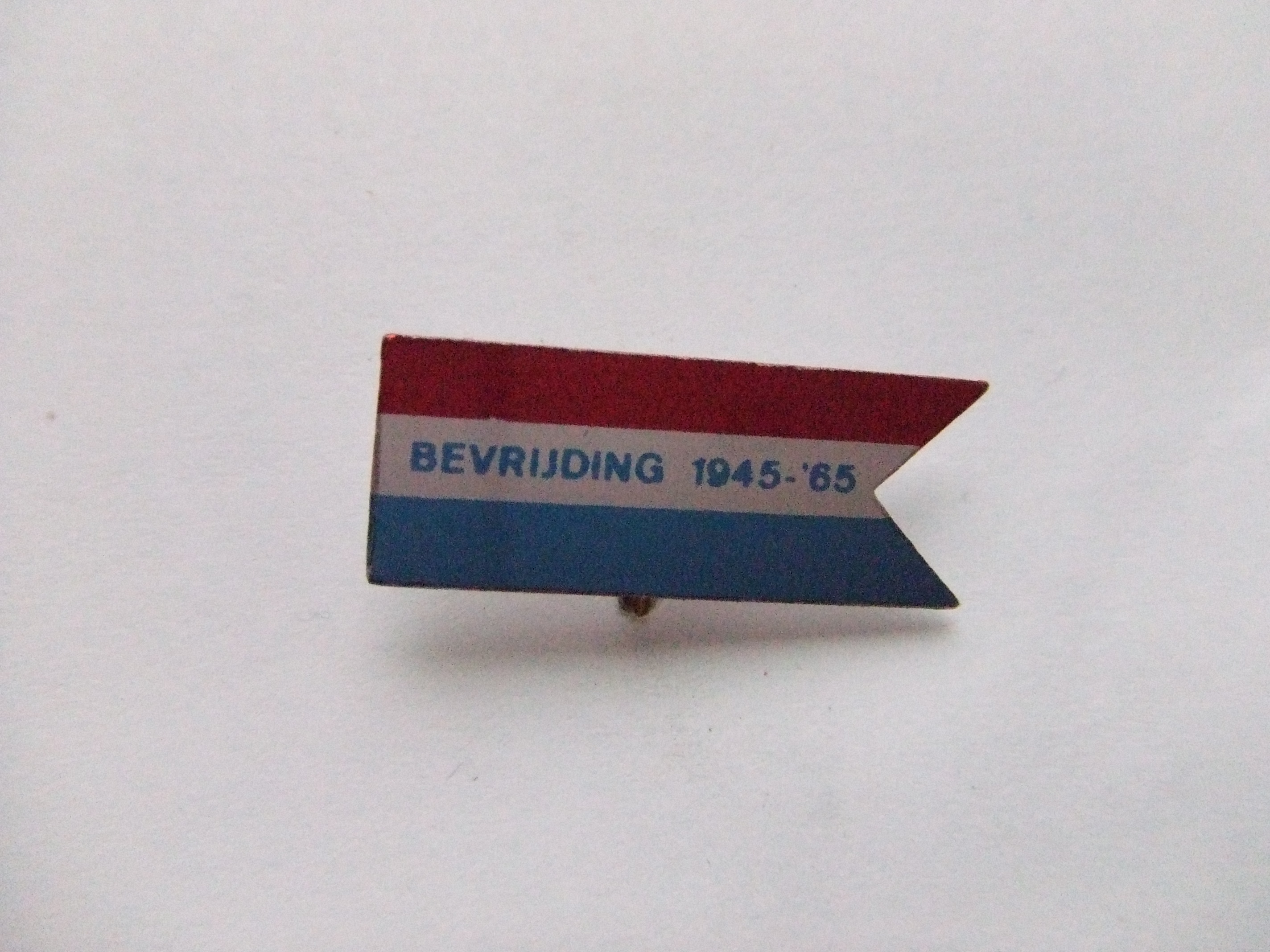 Bevrijding 1945-1965 rood wit blauwe vlag